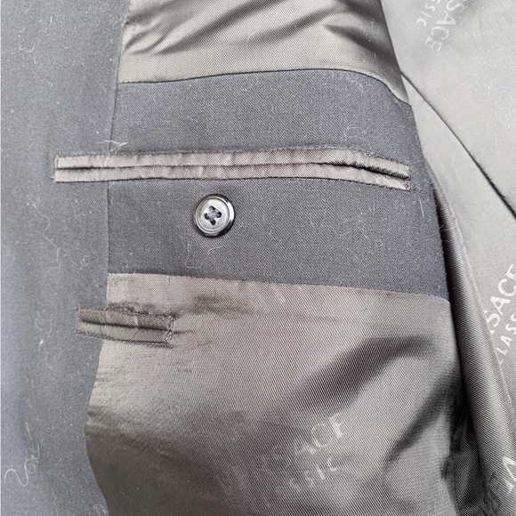 Versace Classic Blazer Size 38R - Picture 9 of 9